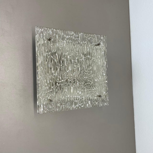 Hollywood Regency Large Hollywood Regency Ice Glass Wall Light from Kalmar Leuchten, 1970s For Sale - Image 3 of 15