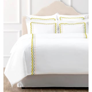 Celerie Kemble + Hamburg House Pink and Green Scallop King Duvet Set - 3 Pieces For Sale