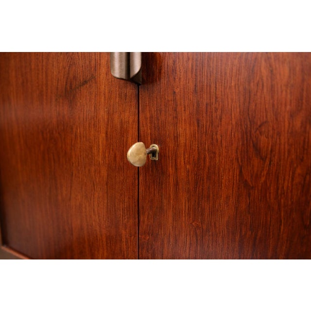 1950s Brazilian Modern Dresser With Stool in Rosewood, Carlo Hauner for Forma, 1950s For Sale - Image 5 of 16
