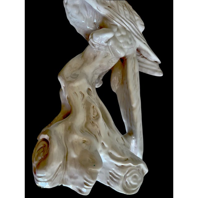 1970s Vintage White Handcrafted Italian Ceramic Tropical Palm Beach Parrot Figure For Sale - Image 10 of 13