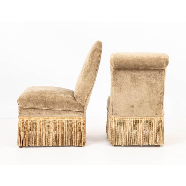 Late 20th Century Napoleon III Style Slipper Chairs, Associated Pair For Sale - Image 5 of 5