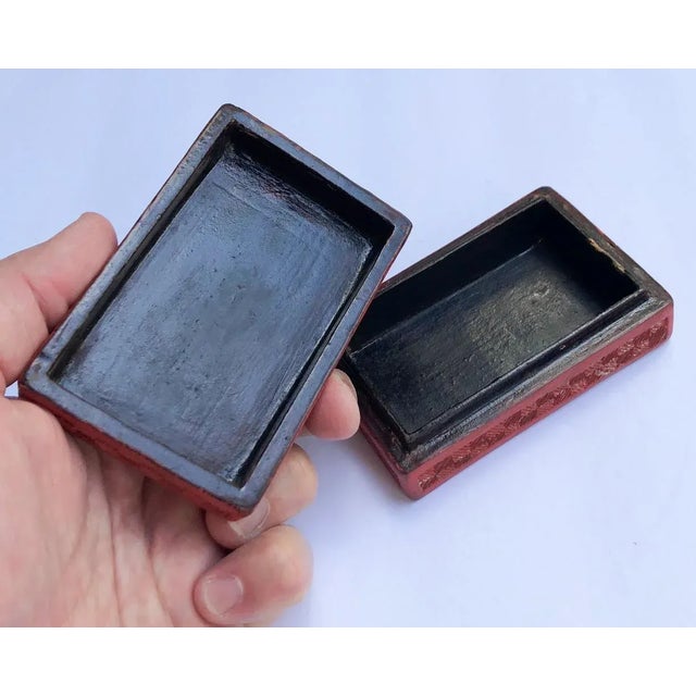 Chinoiserie Chinoiserie Carved Cinnabar Trinket Box For Sale - Image 3 of 5