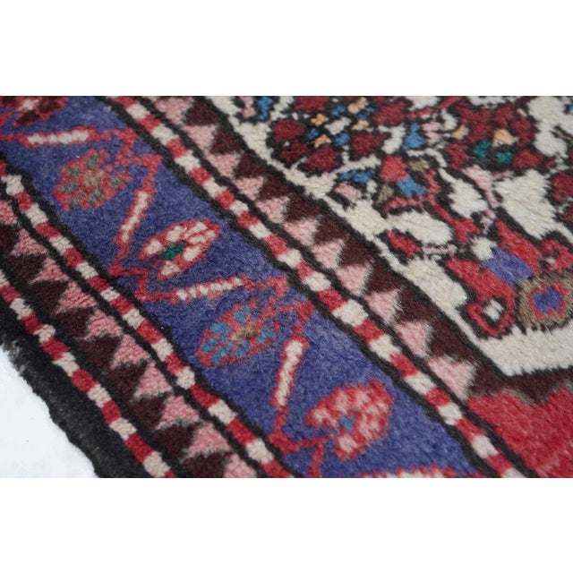 Vintage Hamedan Rug 2'6'' x 4'4'' For Sale In New York - Image 6 of 10