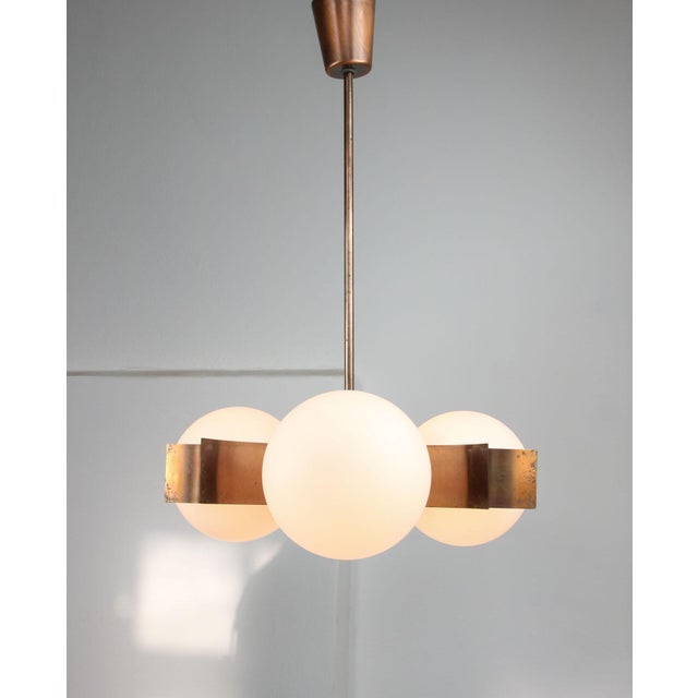Takes 3x regular size e14 light bulb (not included). length of the pole can be shortened for you free of charge, just let...