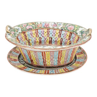 Rose Medallion Chestnut Basket, China Circa 1880 For Sale