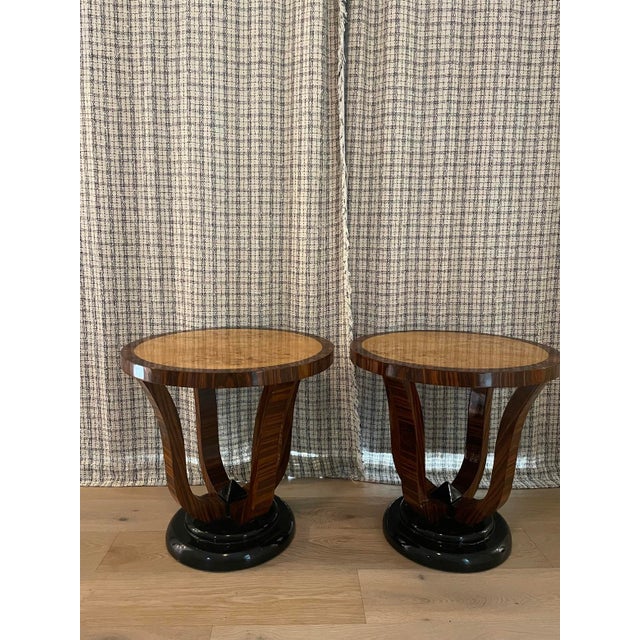Late 20th Century Pair of Italian Art Deco Style Macassar Wood & Burl Round Side Tables For Sale - Image 5 of 7