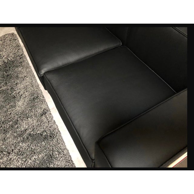 Black LC2 Sofa Le Corbusier for Cassina, 2010s For Sale - Image 8 of 10