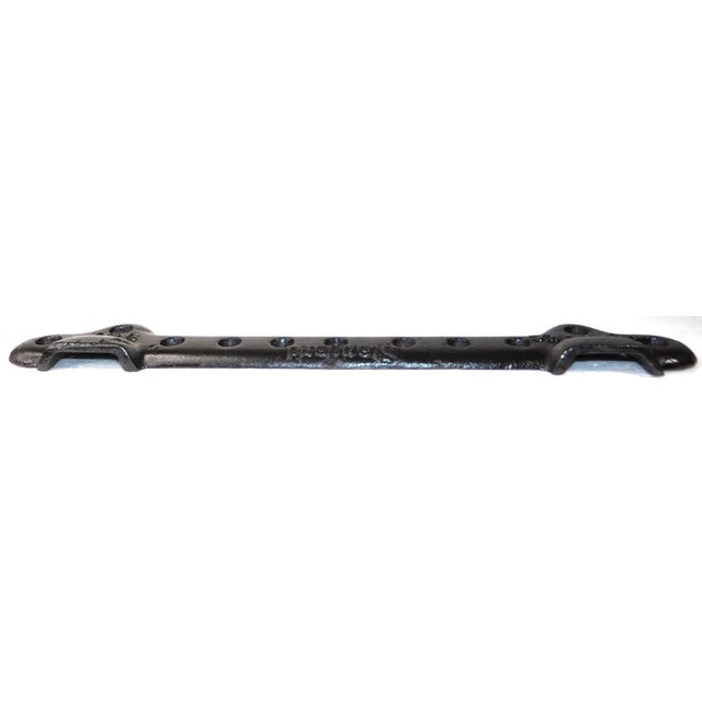 1920s Restored Vintage "Standard" Nb Works Cast Iron Sink Wall Bracket For Sale - Image 5 of 7