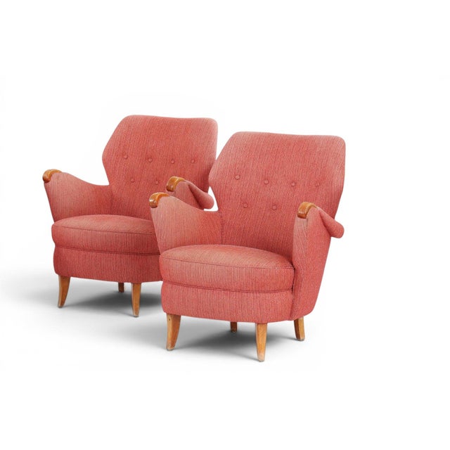 Pair of 1940s Scandinavian Modern Lounge Chairs in Original Copper Blush Wool For Sale - Image 4 of 4