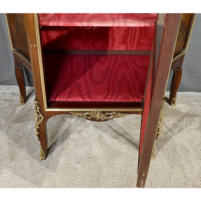 1st Part 20th Century Louis XV Transition Mahogany Display Case For Sale - Image 15 of 18
