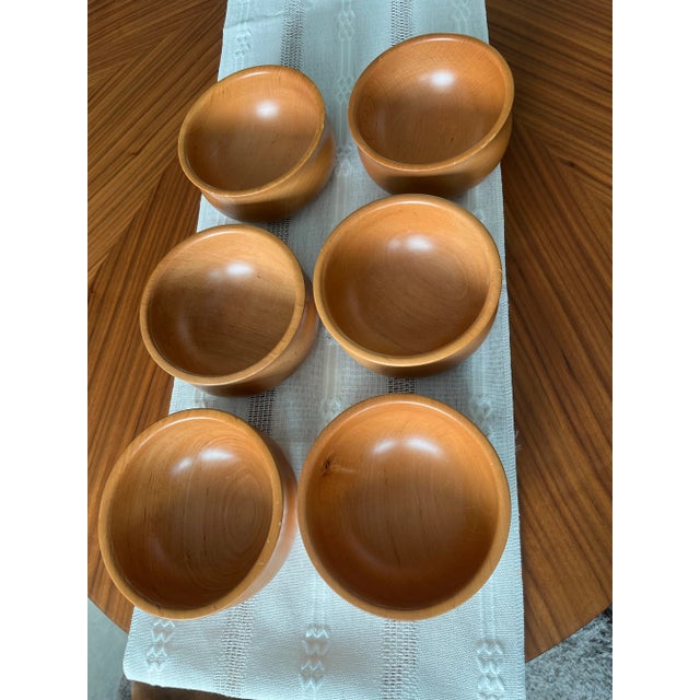 Ecru 1970s Manzoni Pietro for Vietri Italian Olive Wood Salad Bowl Set- 7 Pieces For Sale - Image 8 of 11