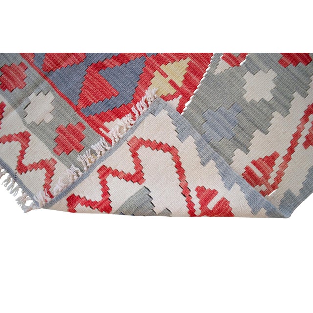 Vintage Turkish Kilims: Handwoven Geometric Flat Weave Rug - 3′6″ X 5′9″ For Sale - Image 11 of 12
