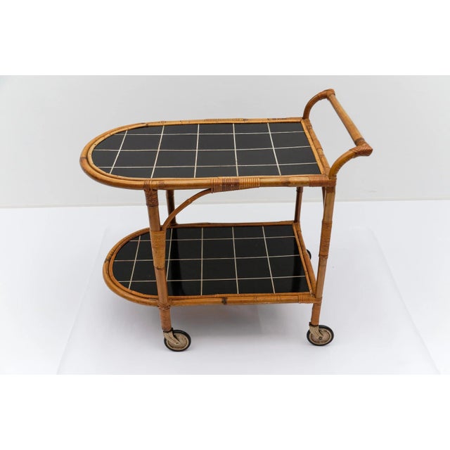 Wood Bamboo and Rattan Bar Cart Serving Trolley, Italy, 1950s For Sale - Image 7 of 11
