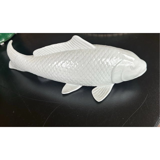 Vintage MCM Andrea by Sadek Japanese Large Koi Fish Porcelain Figurine For Sale - Image 4 of 4