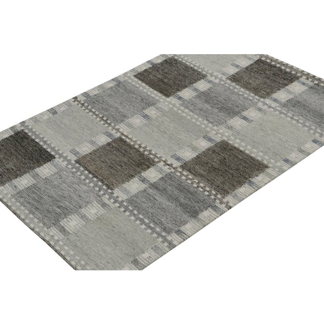 Looking for a custom size? For more information on customization capabilities, please reach out to custom@chairish.com. A...