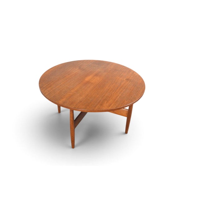 Wood Mid 20th Century Small Round Teak Coffee / Side Table For Sale - Image 7 of 7