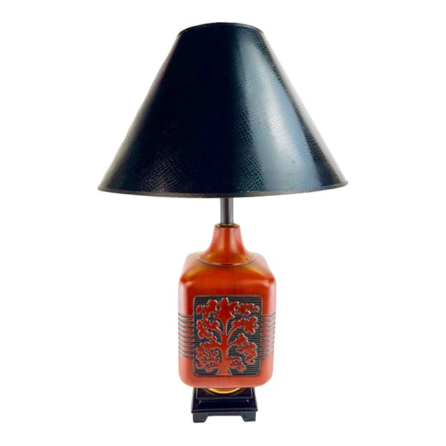Vintage Chinoiserie Red and Black Ceramic Table Lamp With Gold-Lined Shade For Sale
