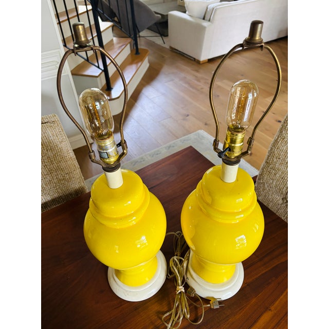 1960s Pair Vintage MCM Yellow Crackle Glaze Ceramic Ginger Jar Table Lamps For Sale - Image 5 of 12