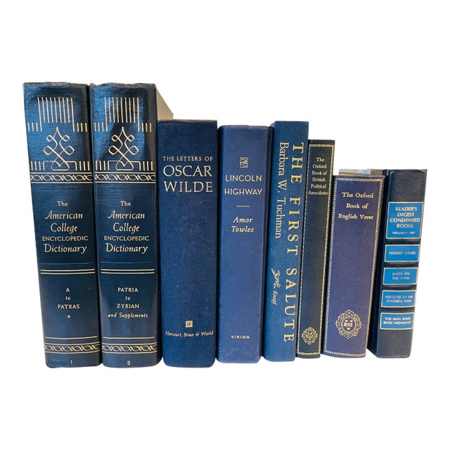Decorative Blue Book Set, Curated Navy and Gold Literary Collection - Vintage American Dictionary & Oxford Books - Set of 8 For Sale