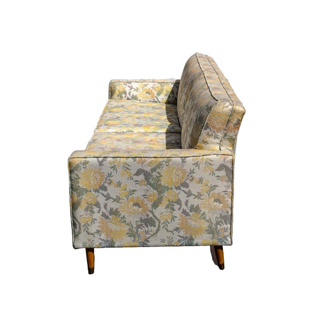 Antique White 1970s Mid Century Modern Floral Upholstered Pattern Sofa Couch For Sale - Image 8 of 11