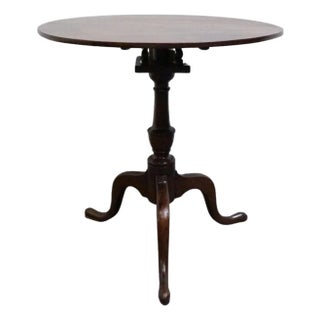 Vintage Antique Solid Mahogany Traditional Style 26" Round Tilt-Top Accent Table For Sale