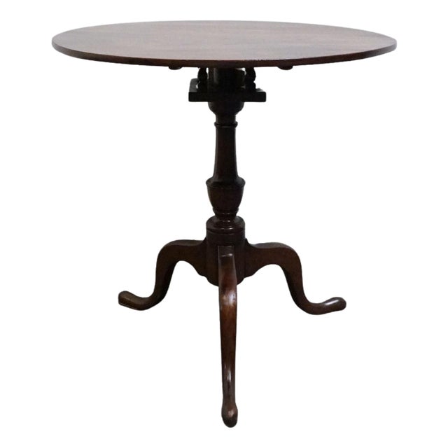 Vintage Antique Solid Mahogany Traditional Style 41" Round Tilt-Top Accent Table For Sale