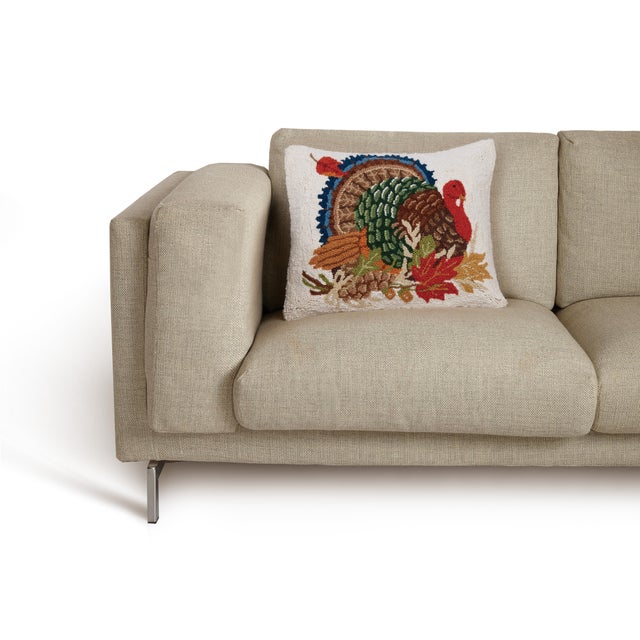 A festive way to spruce up your home for the fall holidays and Thanksgiving season! 100% wool hooked throw pillow / accent...