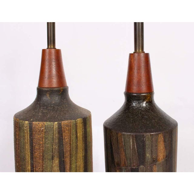 Mid-Century Modern 1959 Aldo Londi Bitossi 'Milano Moderna' Ceramic Lamps - a Pair For Sale - Image 3 of 7
