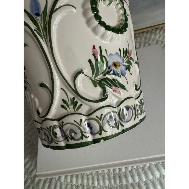 Vintage Portugal RCCL Hand Painted White and Green Floral Scalloped Ceramic Planter For Sale In Philadelphia - Image 6 of 6