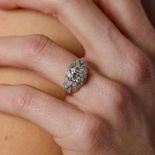 This exceptional Art Deco engagement ring is a powerful expression of 1930s elegance, craftsmanship, and enduring romance....