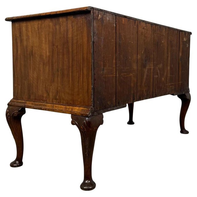 18th Century Queen Anne English Walnut Chest of Drawers For Sale - Image 9 of 12