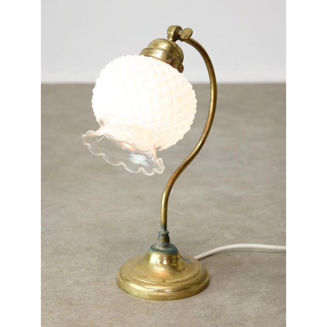 Takes one standard E14 light bulb (not included). Works with 220v as well as 110v. European Plug (up to 250V).The wiring...