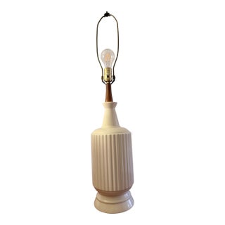 Mid-Century Modern Ivory + Teak Fluted Table Lamp For Sale