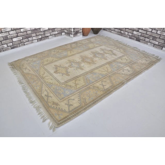 Turkish 1950s Large Oversized Turkish Oushak Rug For Sale - Image 3 of 10