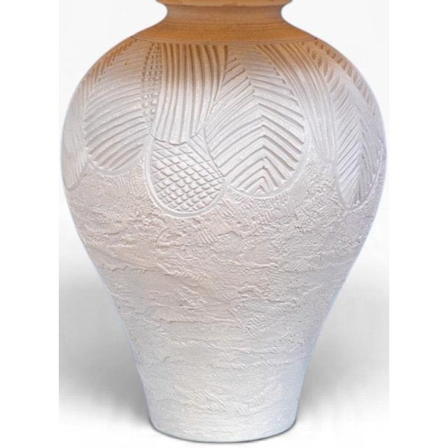 Contemporary Vintage Postmodern Carved White Plaster Meiping Vase Form Table Lamp With Linen Empire Shade For Sale - Image 3 of 12