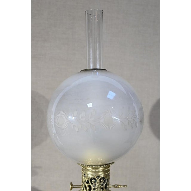 Napoleon III Ceramic Oil Table Lamp, 19th Century For Sale - Image 6 of 18
