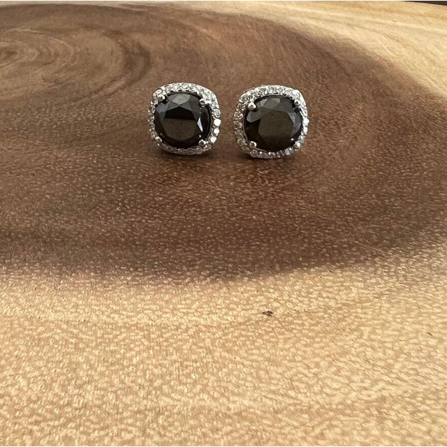 2020s 5.92 Carat Black Diamond White Diamond 14 Karat White Gold Stud Earrings, A Pair For Sale - Image 5 of 7