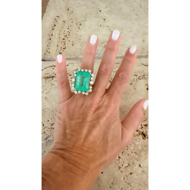 Vintage 1960s 14K Yellow Gold Colombian Emerald Diamond Cocktail Ring, 36.42 Ct For Sale - Image 15 of 16