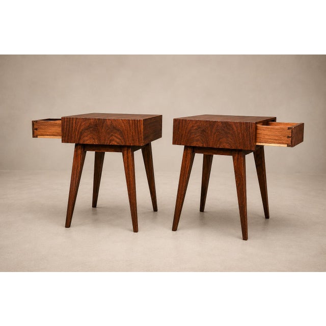 Brazilian Modern Pair of Imbuia Wood Nightstands by Teperman, Brazil, 1950s For Sale - Image 10 of 18