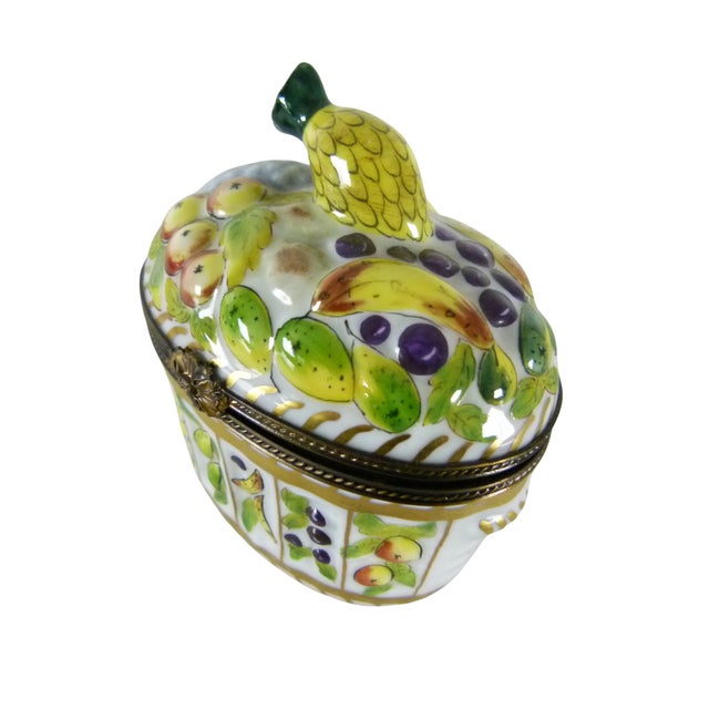 1980s Limoges France Peint Main Fruit Basket Trinket Box . Hand Painted . Pineapple Finial . Signed Cs For Sale In Atlanta - Image 6 of 13