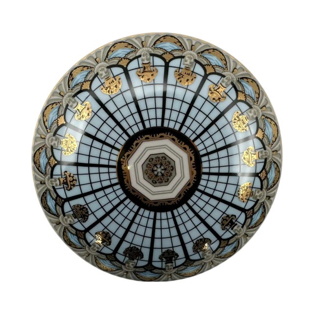 Ceramic Vintage the Breakers Palm Beach Covered Porcelain Box Hotel Florida For Sale - Image 7 of 12