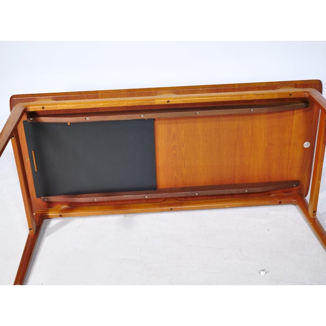 Mid-Century Modern Model 640 Coffee Table by Peter Hvidt & Orla Mølgaard-Nielsen for France & Søn, 1960s For Sale - Image 14 of 17