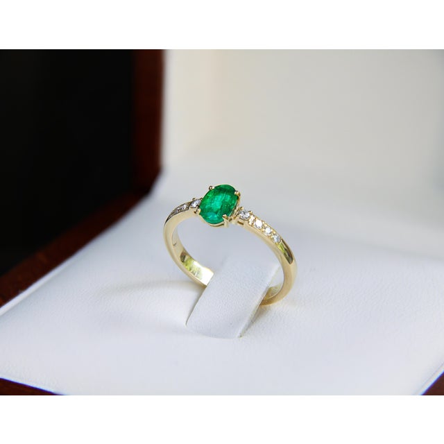Not Yet Made - Made To Order Emerald 14k Gold Ring- 5 Us Size For Sale - Image 5 of 10