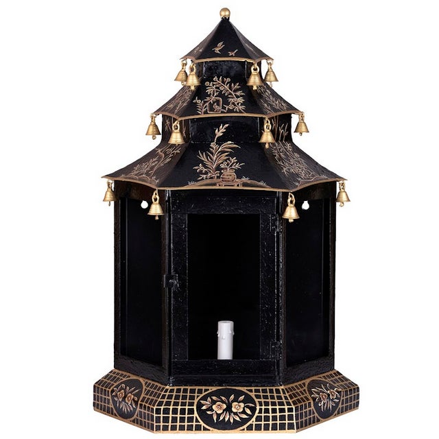 Chinoiserie Black & Gold Pagoda Sconce For Sale - Image 3 of 3