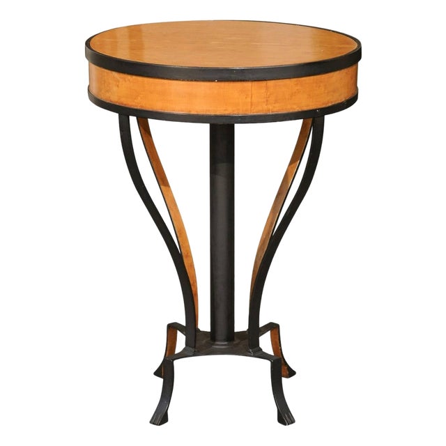 Austrian Biedermeier 1820s Guéridon Side Table with Burl Veneer and Iron Frame For Sale