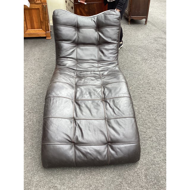 1990s Wave-Chaise Italian Leather by Contempo Furniture For Sale - Image 5 of 11