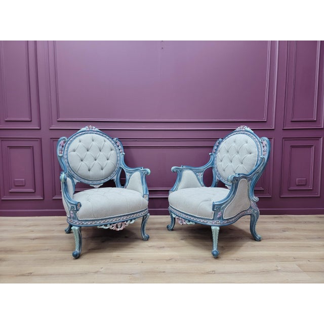 1970s French Provincial Living Room Set | Hand Carved Baroque Sofa & Armchairs | Blue and Rose Gold Ornate Tufted 4-Piece Set For Sale - Image 9 of 18