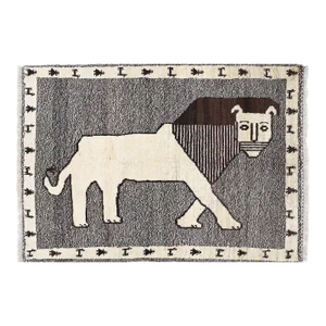 Fine Hand Knotted Persian Shiraz Lion Pictorial Patterns Rug