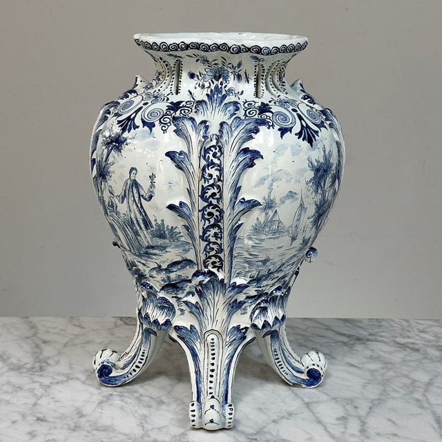 Ceramic 18th Century Hand-Painted Delft Jardinière, Signed LVD For Sale - Image 7 of 18
