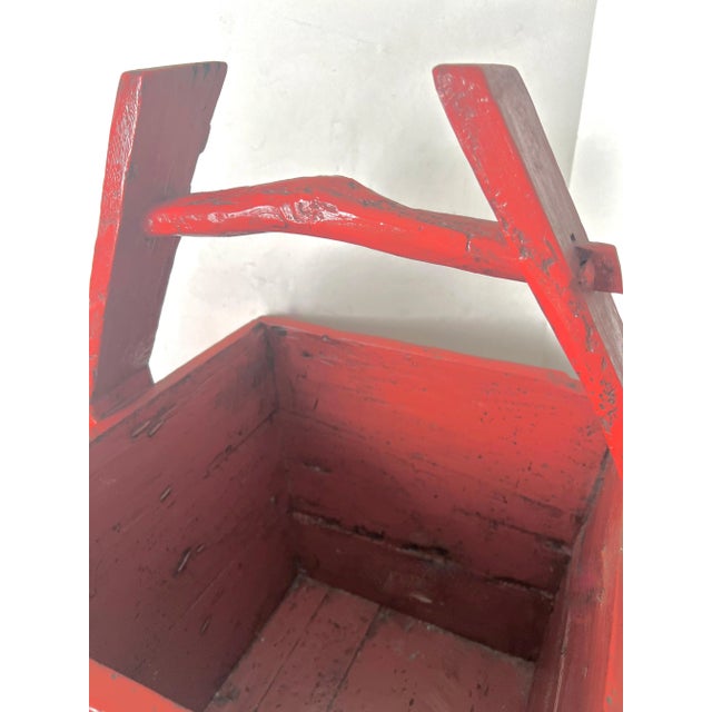 Early 20th Century Red Lacquered Wooden Chinese Rice Container Planter or Jardiniere For Sale - Image 5 of 9